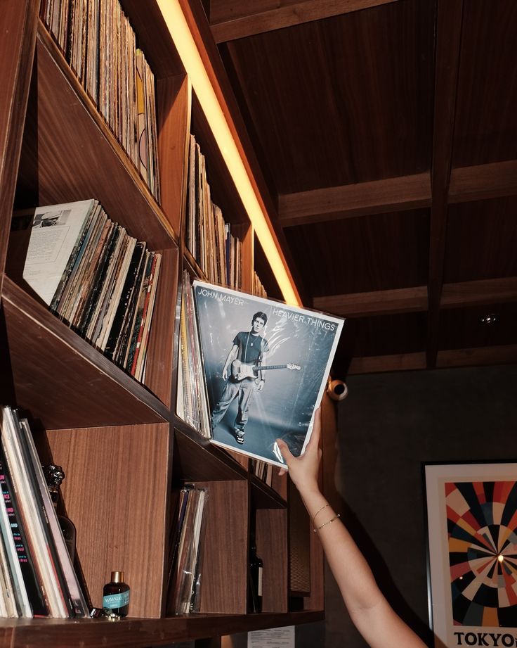 Vinyl record from the SHIKI record library