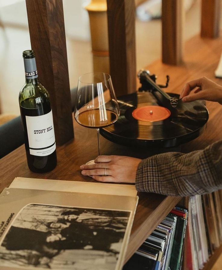 Vinyl record from the SHIKI record library