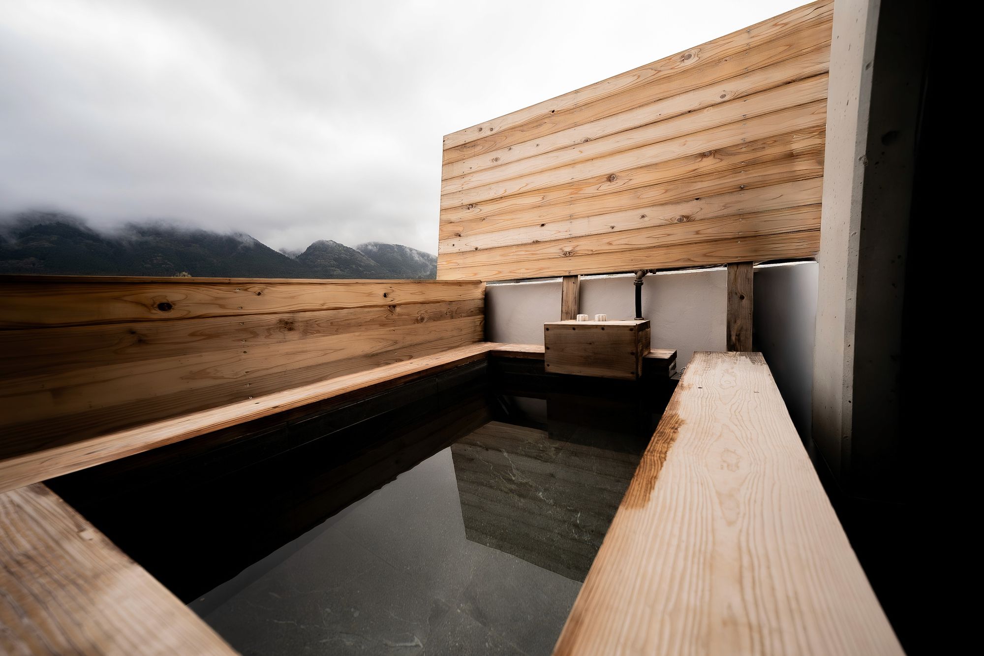 100% natural onsen